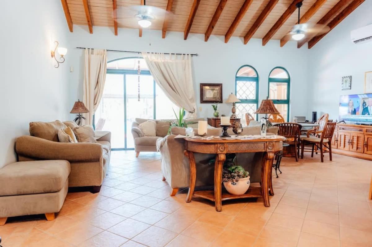 The Elegance Of Tierra Del Sol With Private Pool Villa Palm Beach Eksteriør billede