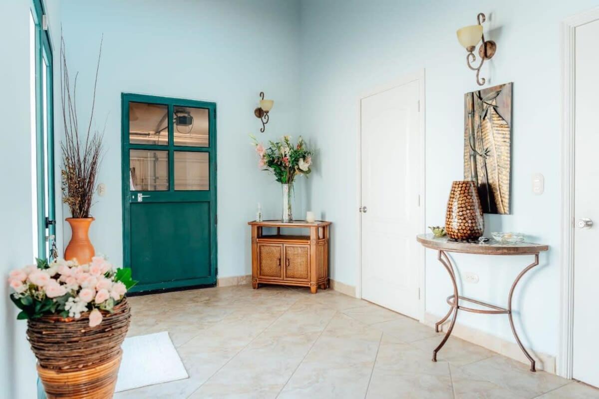 The Elegance Of Tierra Del Sol With Private Pool Villa Palm Beach Eksteriør billede