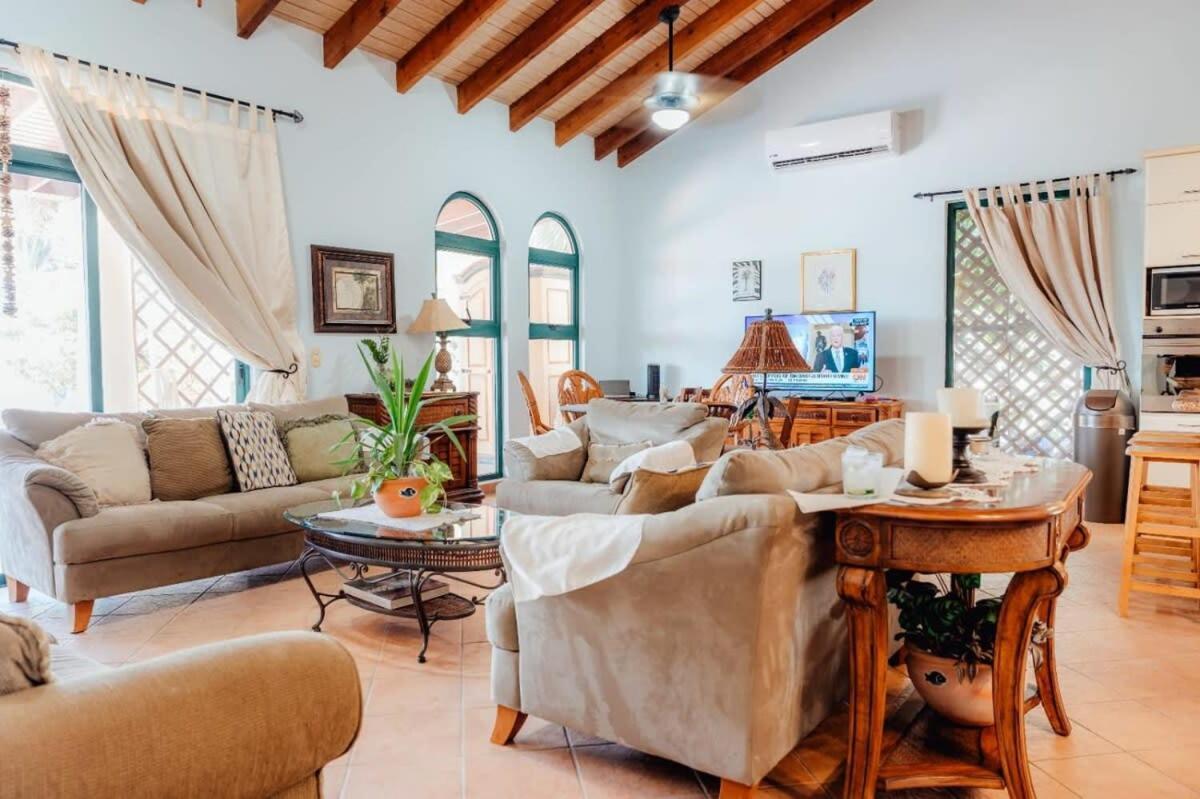 The Elegance Of Tierra Del Sol With Private Pool Villa Palm Beach Eksteriør billede